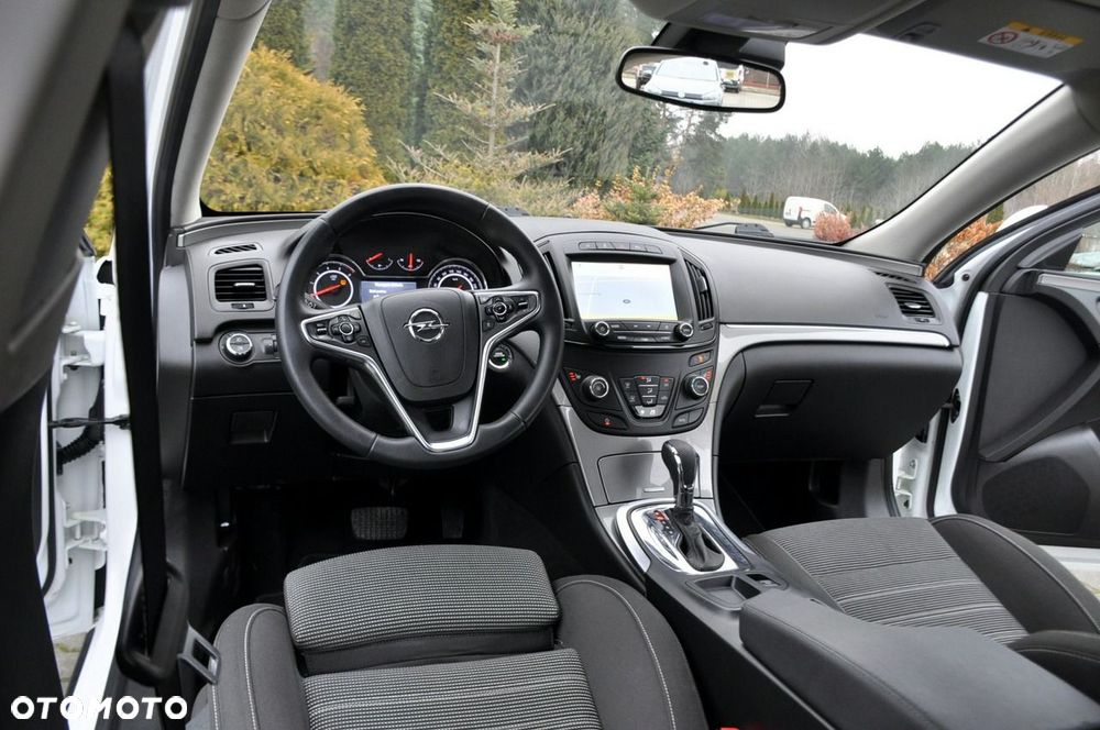 Opel Insignia - 28