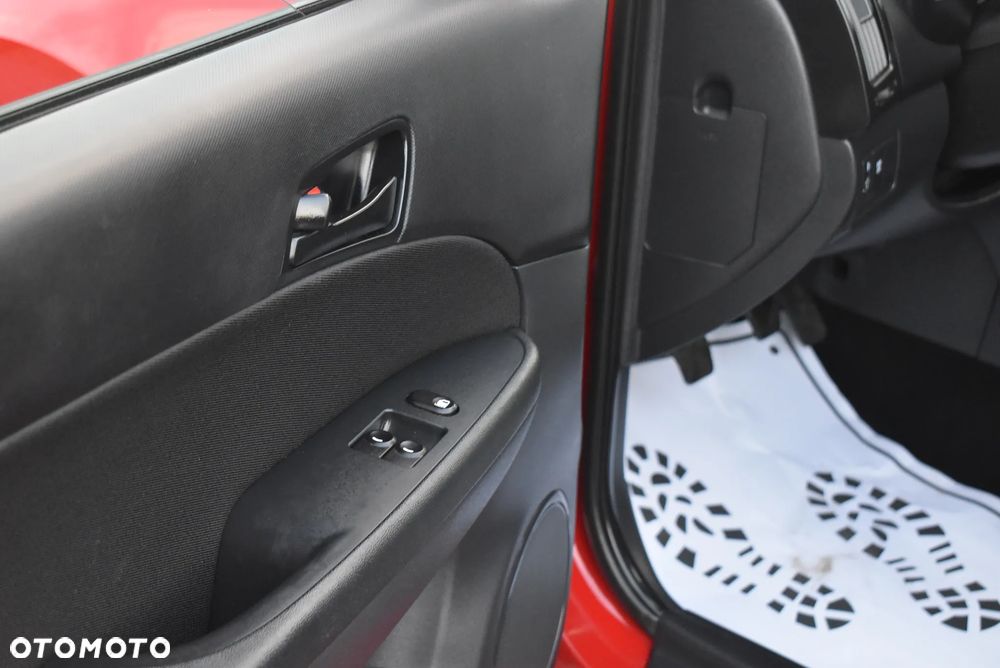Hyundai i30 - 23