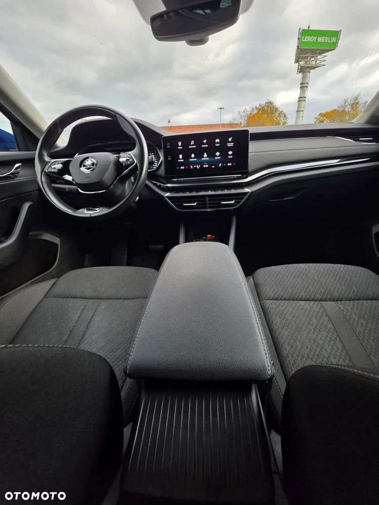 Skoda Octavia 2.0 TDI SCR Style DSG - 11