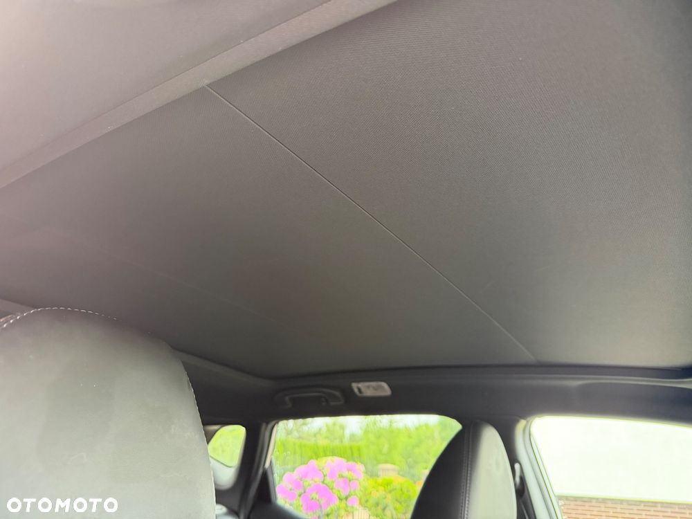 Nissan Qashqai 1.6 dCi Xtronic TEKNA+ - 17