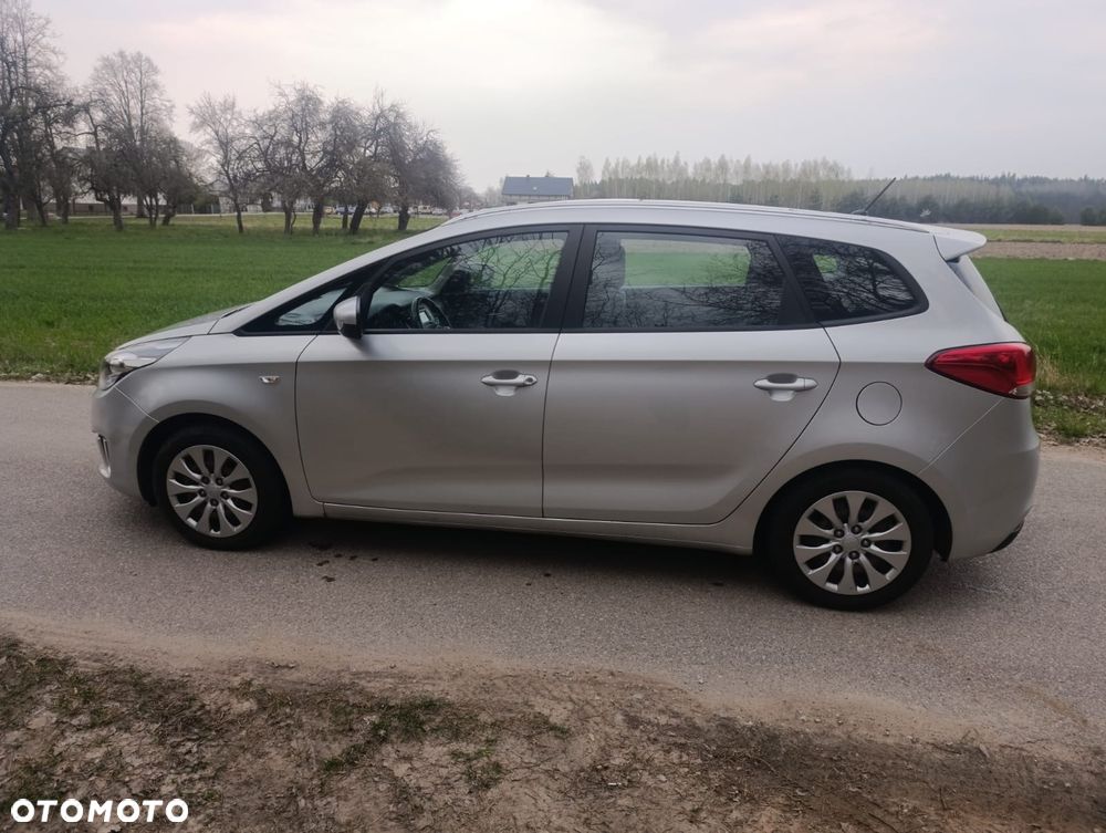 Kia Carens 1.7 CRDi 115 Dream Team Edition - 12