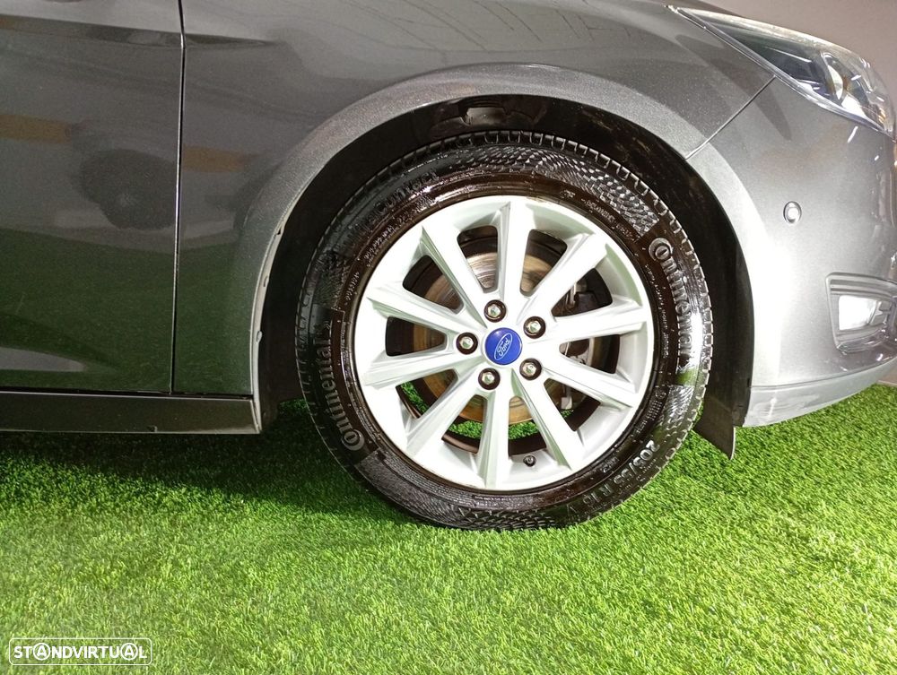 Ford Focus 1.0 SCTi ST-Line - 9