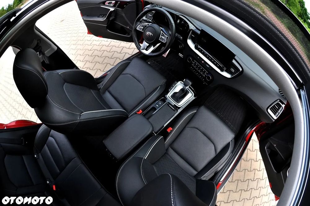 Kia XCeed 1.4 T-GDI OPF DCT7 JBL SOUND EDITION - 8