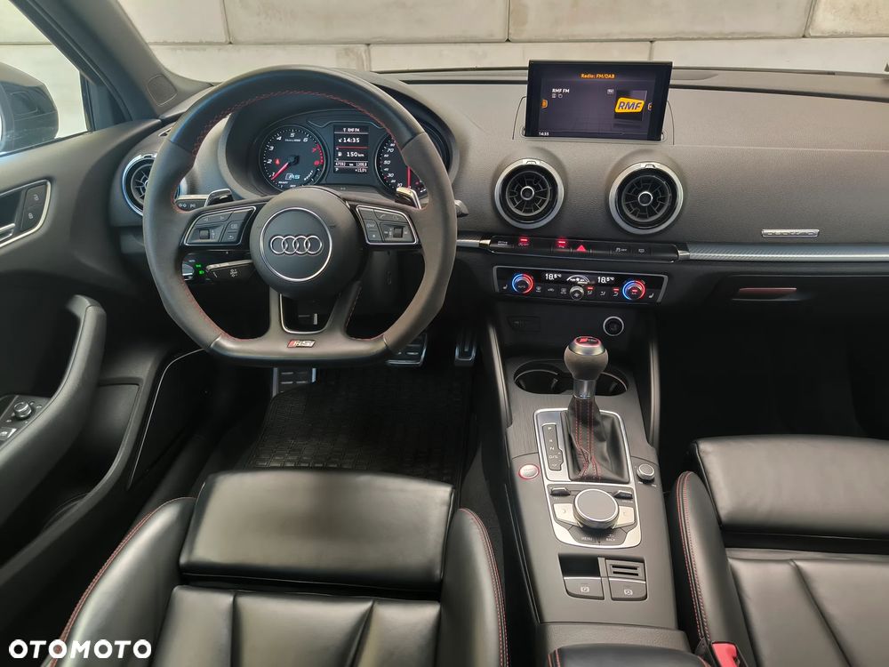 Audi RS3 Limousine 2.5 TFSI Quattro S tronic - 17