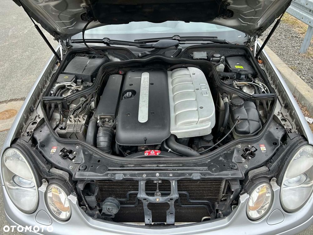 Mercedes-Benz Klasa E 320 CDI Classic - 4
