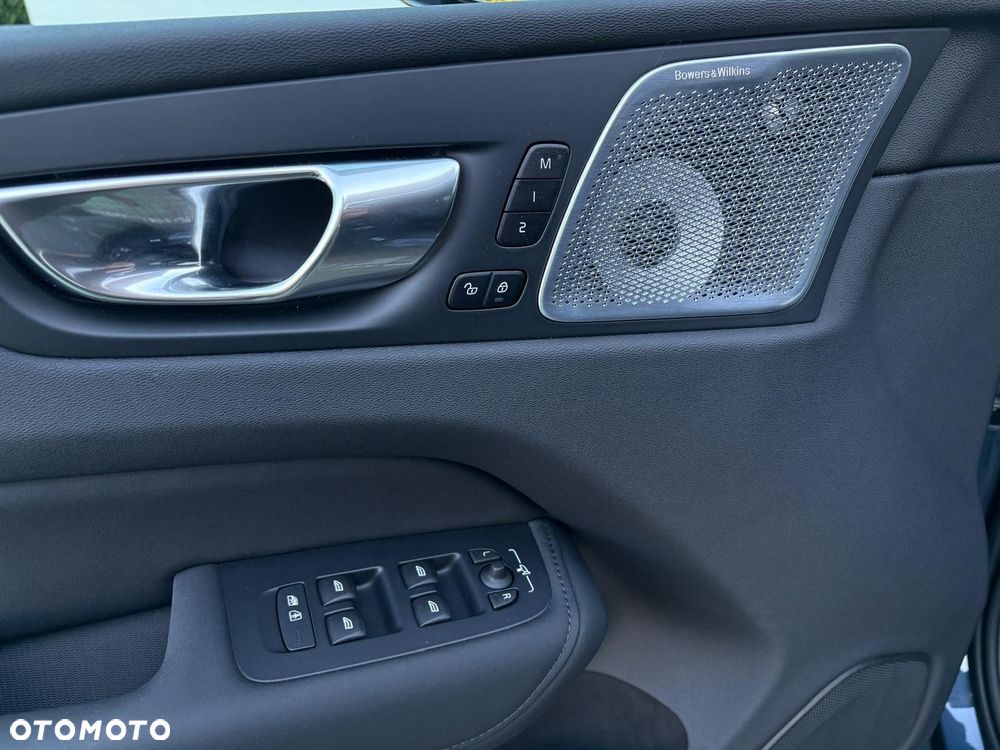 Volvo XC 60 - 12