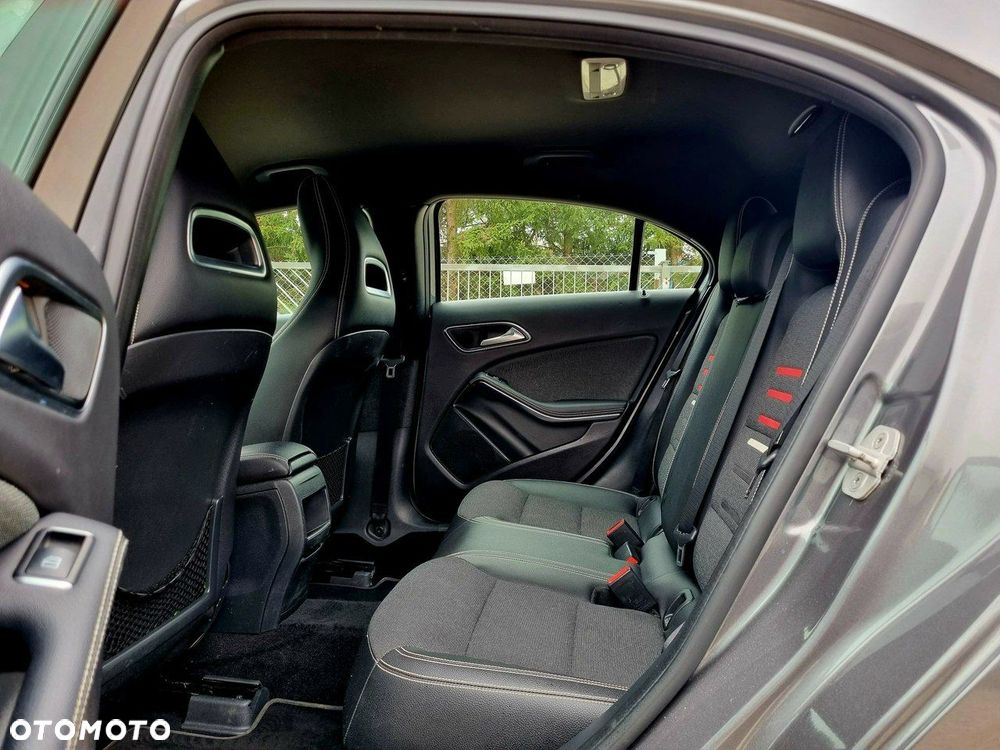 Mercedes-Benz Klasa A 180 7G-DCT Style - 10