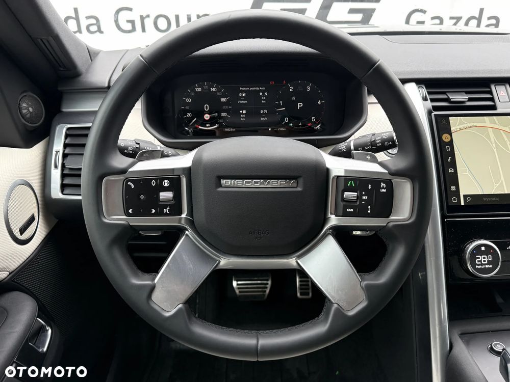 Land Rover Discovery D250 Dynamic SE - 11
