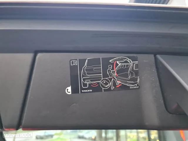 Volvo V90 Cross Country 2.0 D5 Pro AWD Geartronic - 35