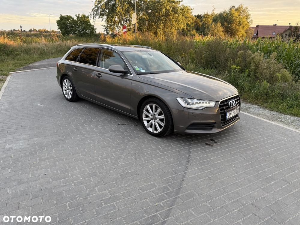 Audi A6 Avant 2012 photo 3
