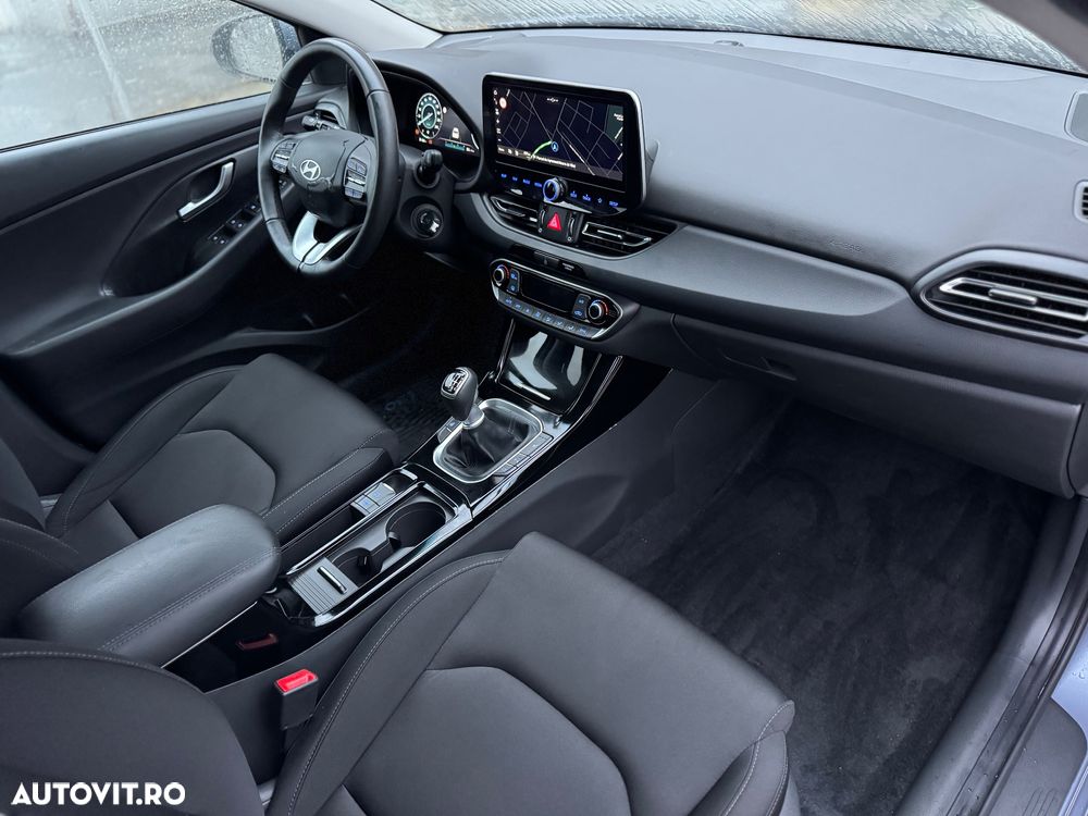 Hyundai i30 1.5 96CP M/T Highway - 2