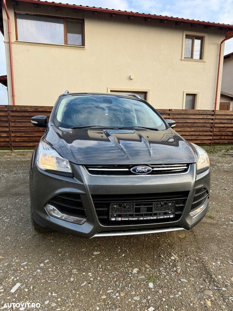 Ford Kuga 1.5 EcoBoost 2x4 Business Edition - 1