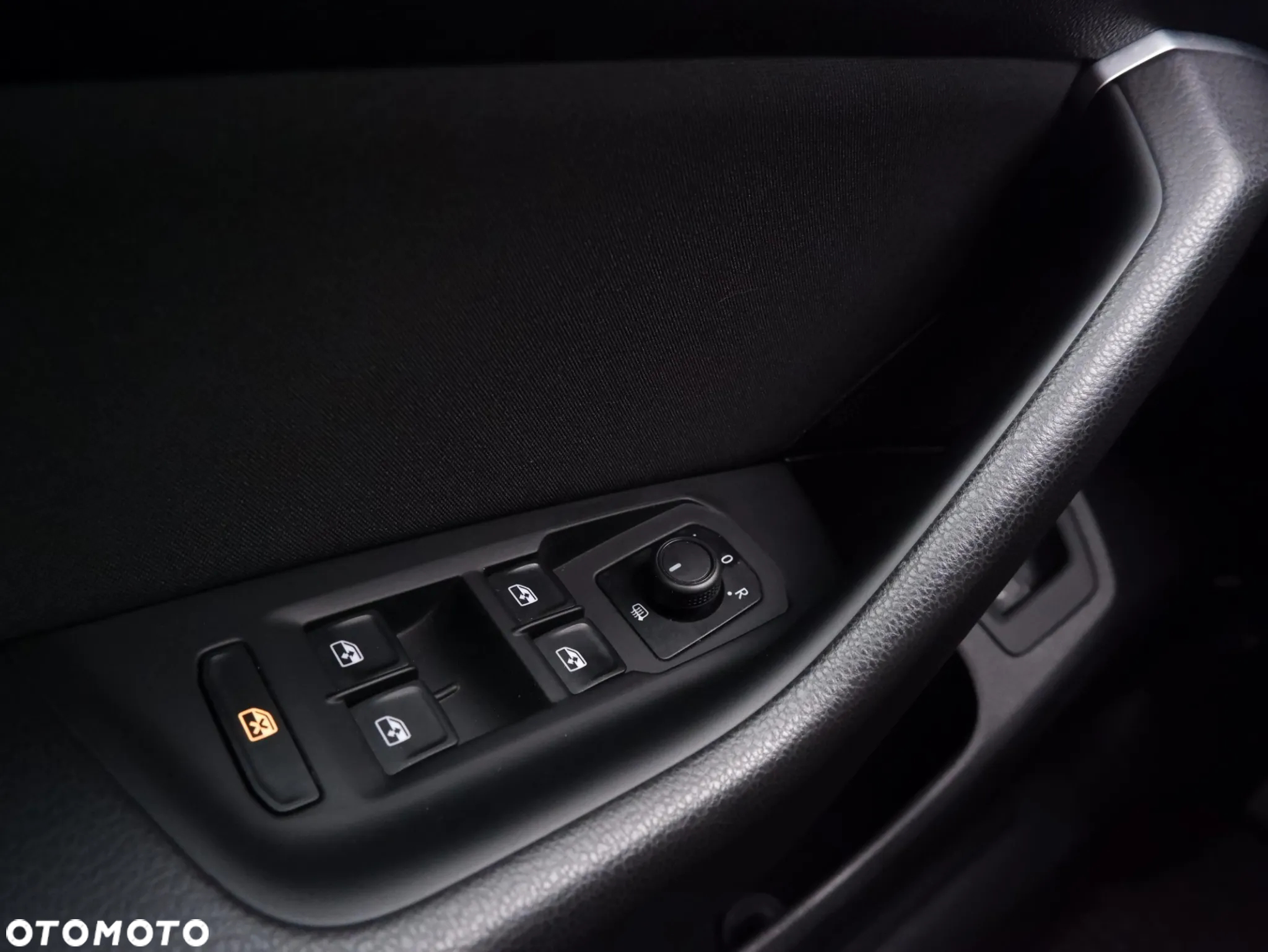 Volkswagen Passat - 23