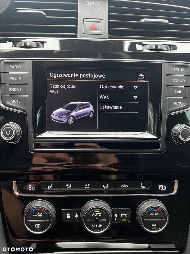 Volkswagen Golf - 18