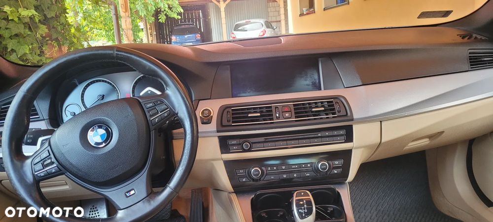 BMW Seria 5 535i - 10