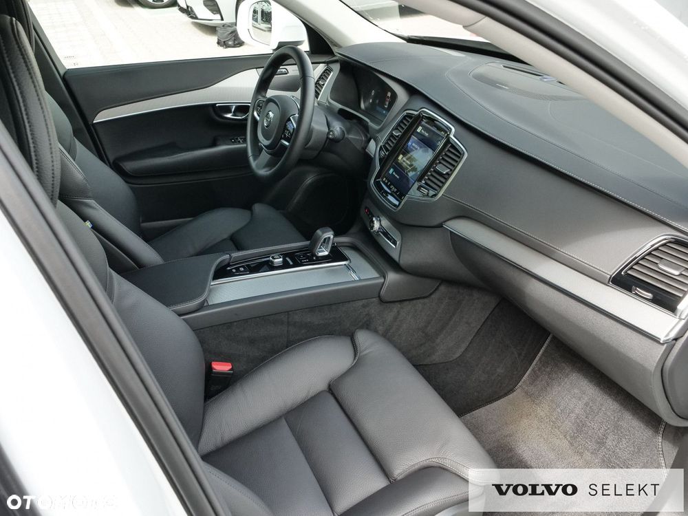 Volvo XC 90 - 33