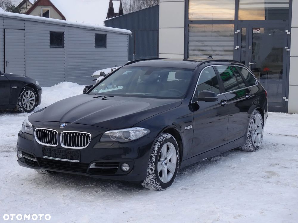 BMW Seria 5 525d xDrive Sport-Aut - 4