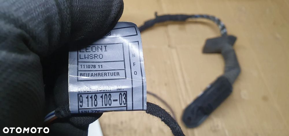 Wiązka instalacja drzwi prawy przód BMW I E81 9118108 - 5