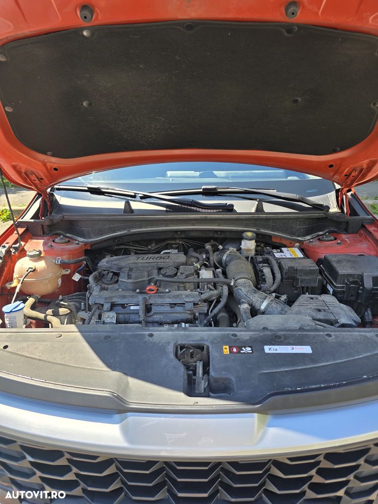 Kia Sportage 1.6 T-GDI 6MT 4x2 Urban - 18