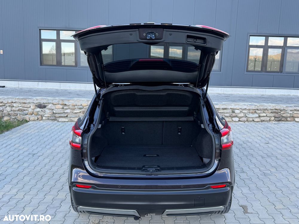 Nissan Qashqai 1.3 DIG-T N-CONNECTA - 18