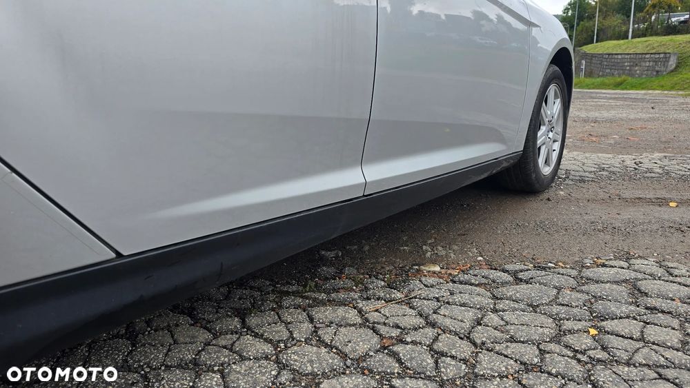 Ford Focus 1.6 Edition - 9