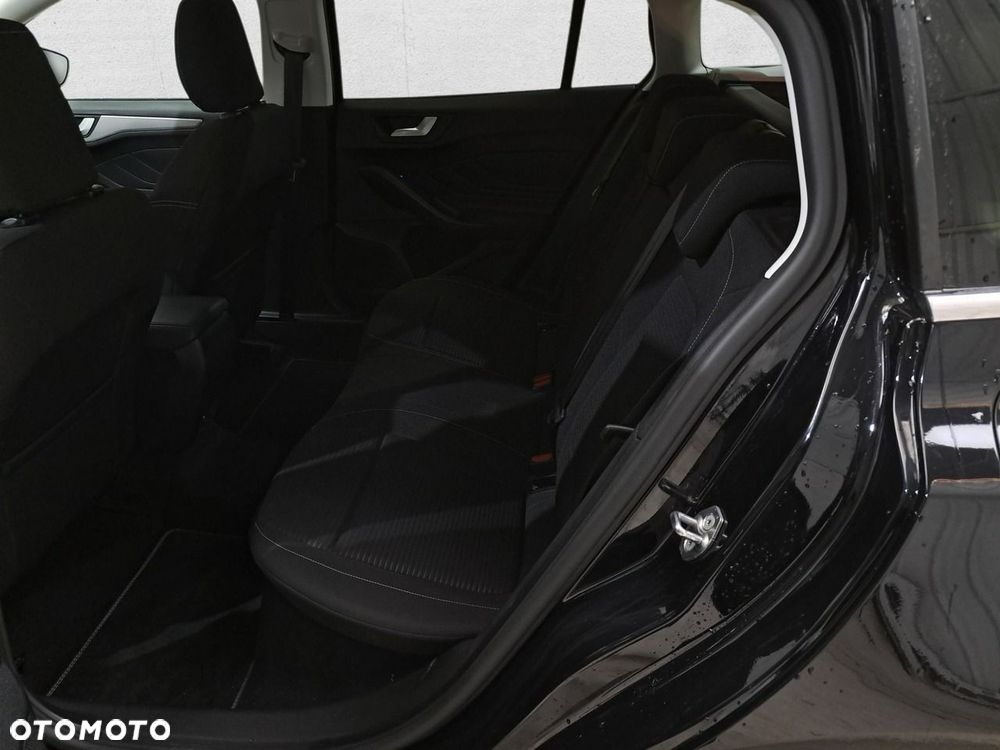 Ford Focus - 12