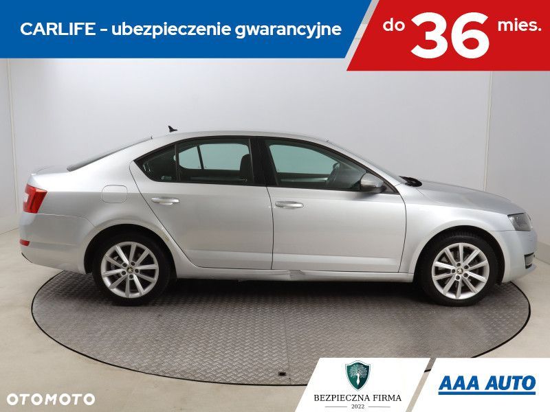 Skoda Octavia - 8