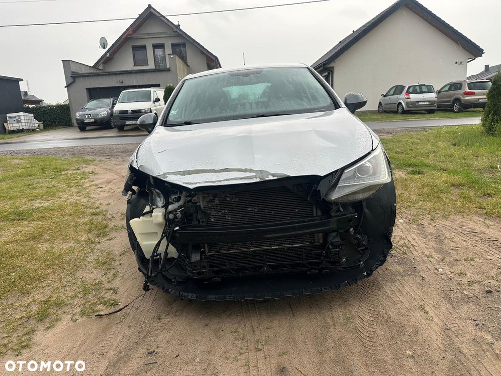 Seat Ibiza 1.2 TSI CONNECT - 7
