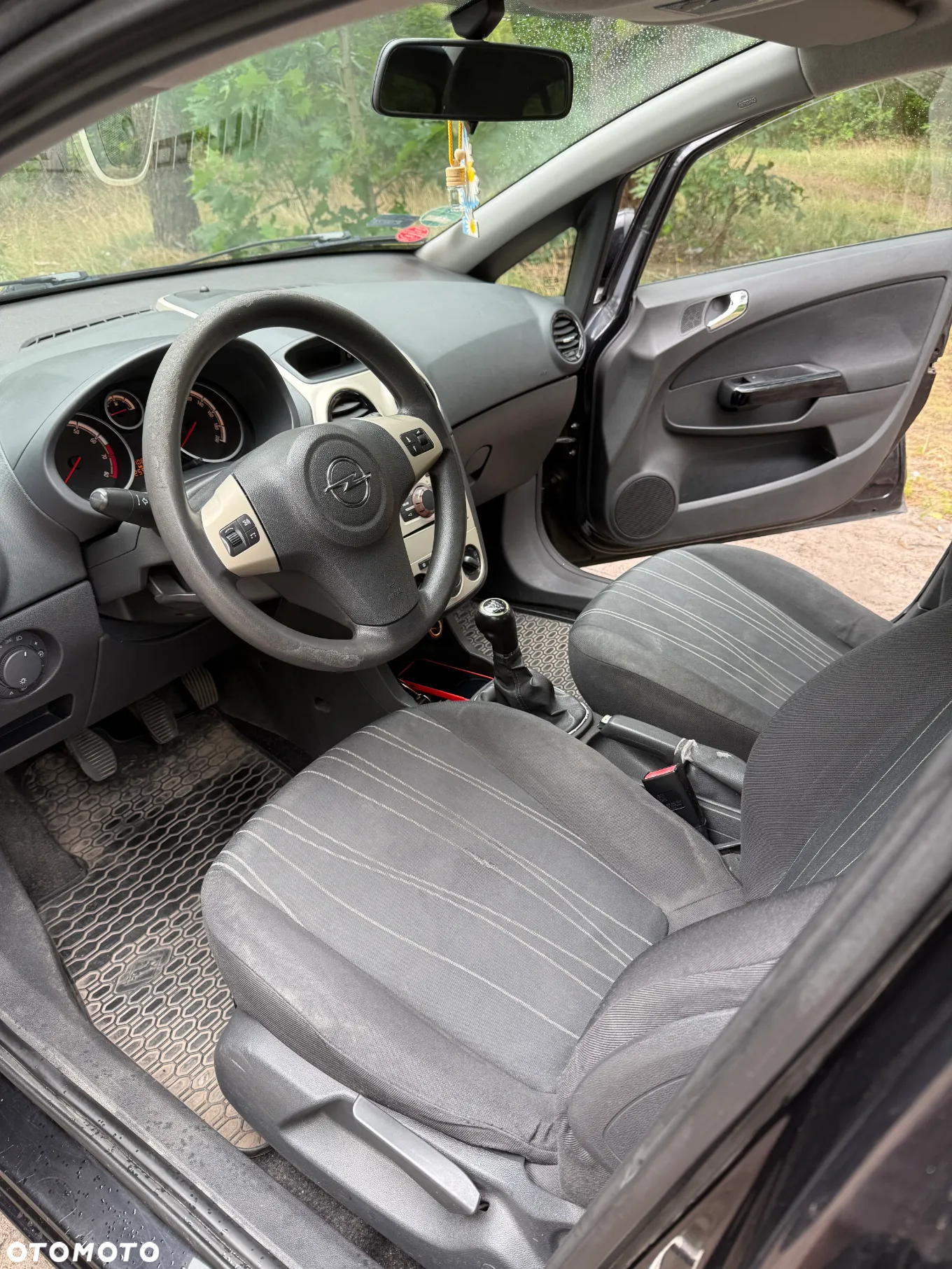 Opel Corsa 1.2 16V Cosmo - 7