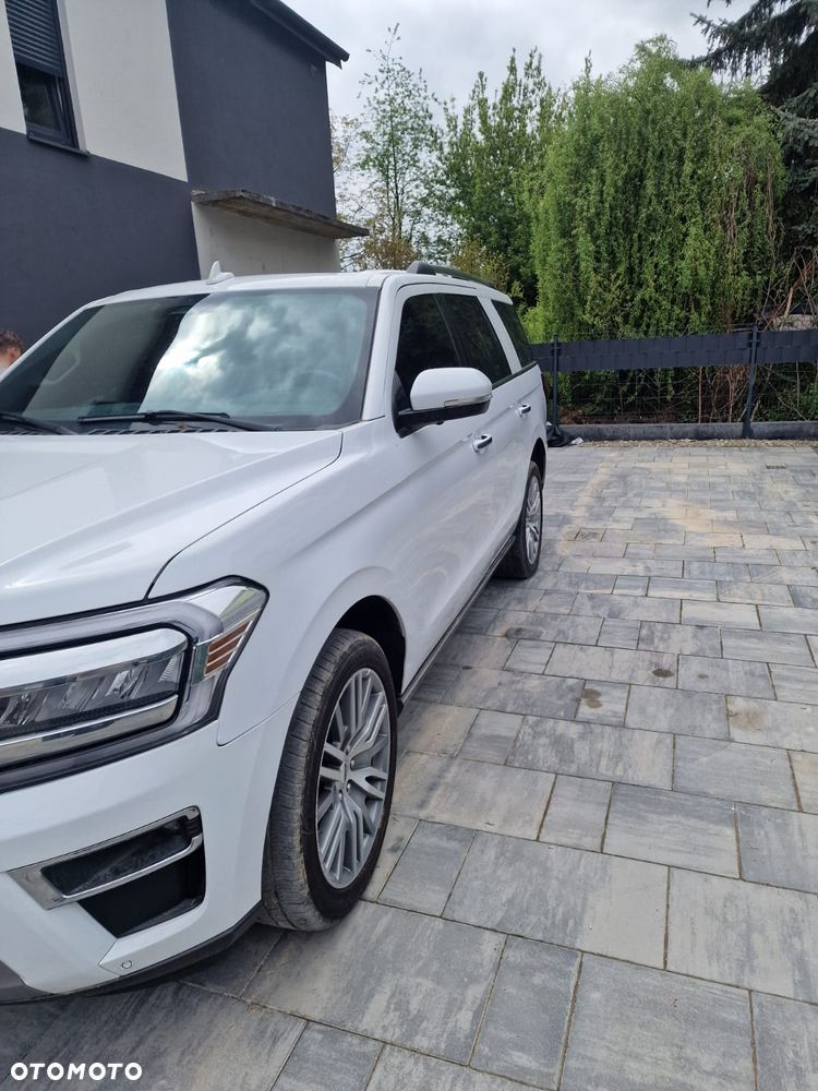 Ford Expedition - 4