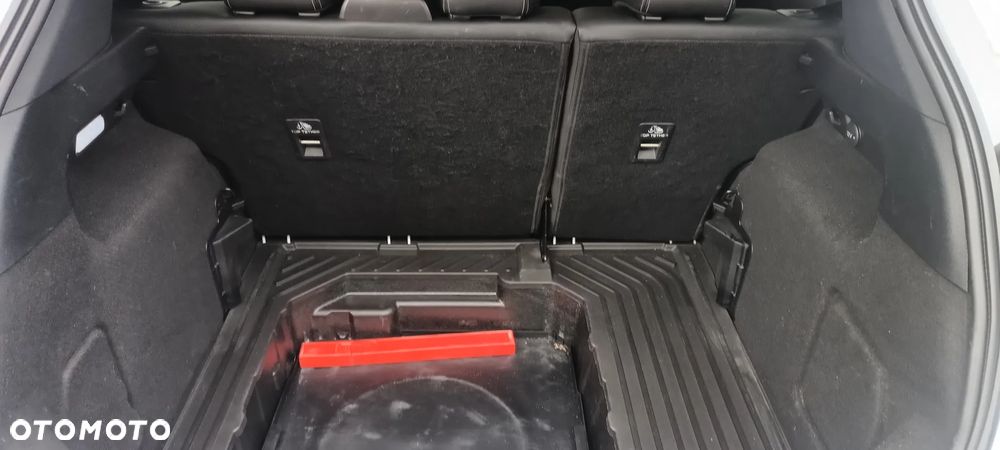 Ford Puma 1.0 EcoBoost mHEV Titanium X DCT - 14