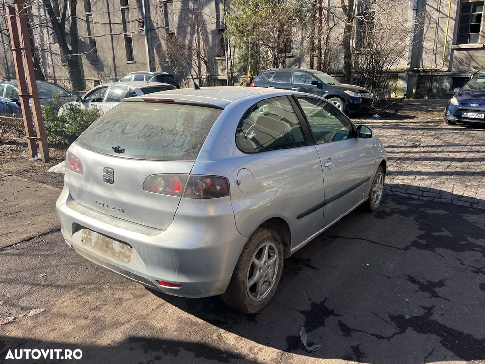 Dezmembrez Seat Ibiza 6L facelift 2007 gri argintiu 1,4 benzina BXW - 10