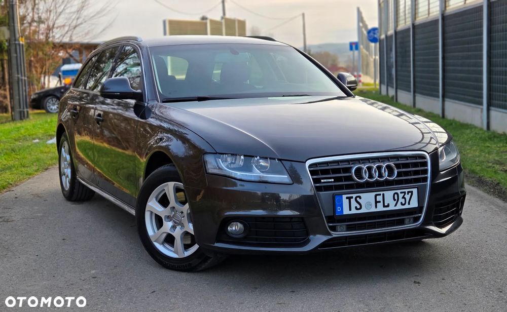 Audi A4 Avant 2.0 TDI DPF quattro - 1