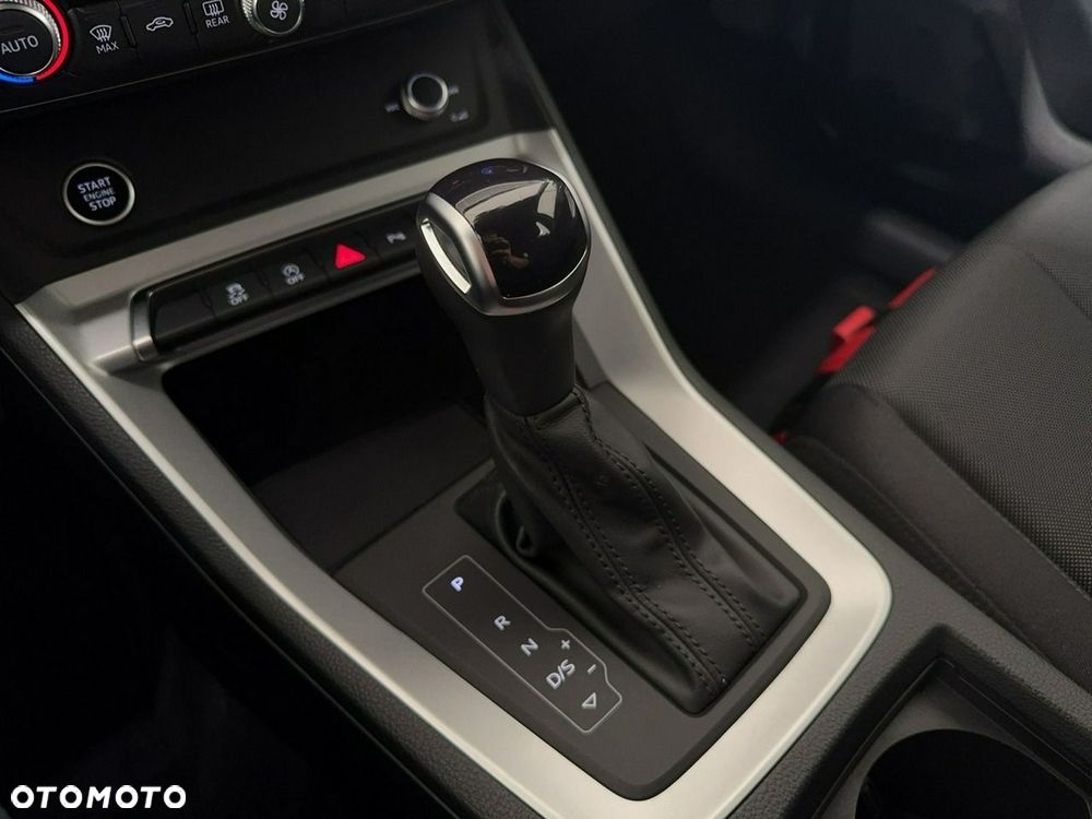 Audi Q3 35 TFSI S tronic - 24