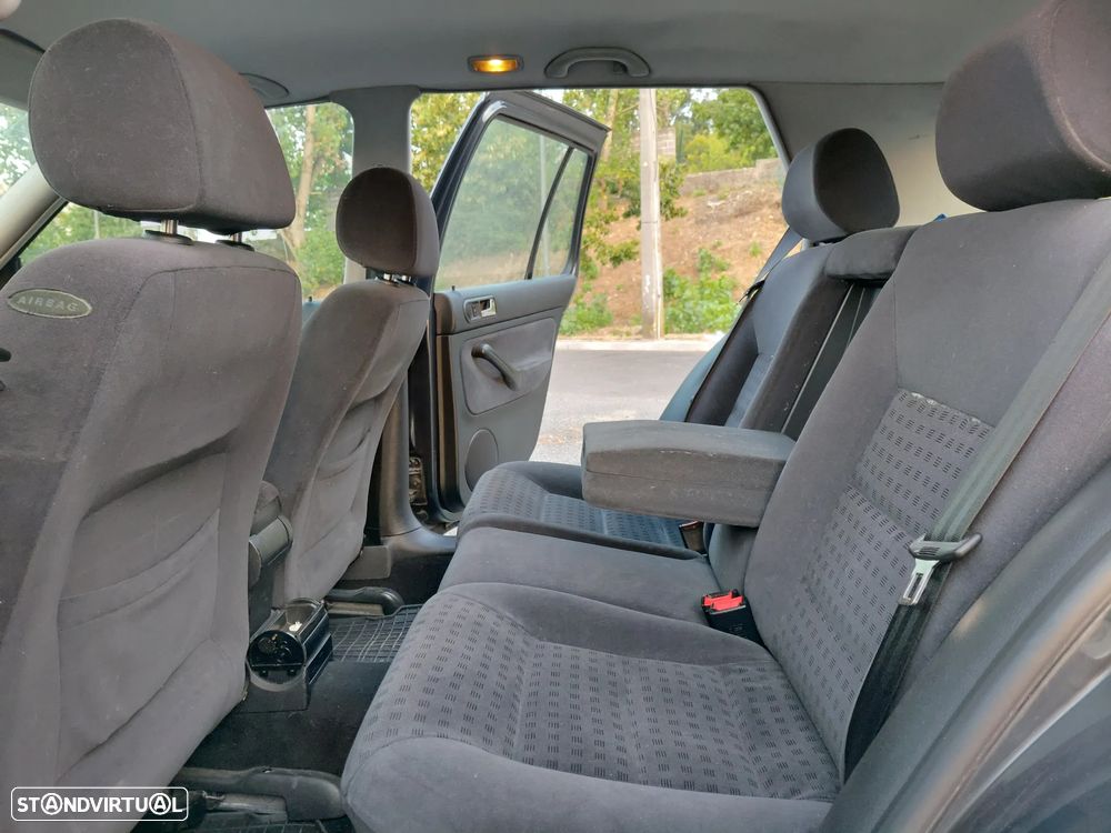 VW Golf 1.4i Confort - 9