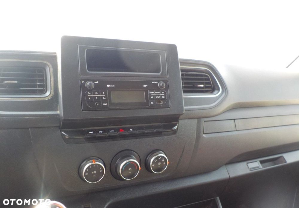 Renault Master - 22