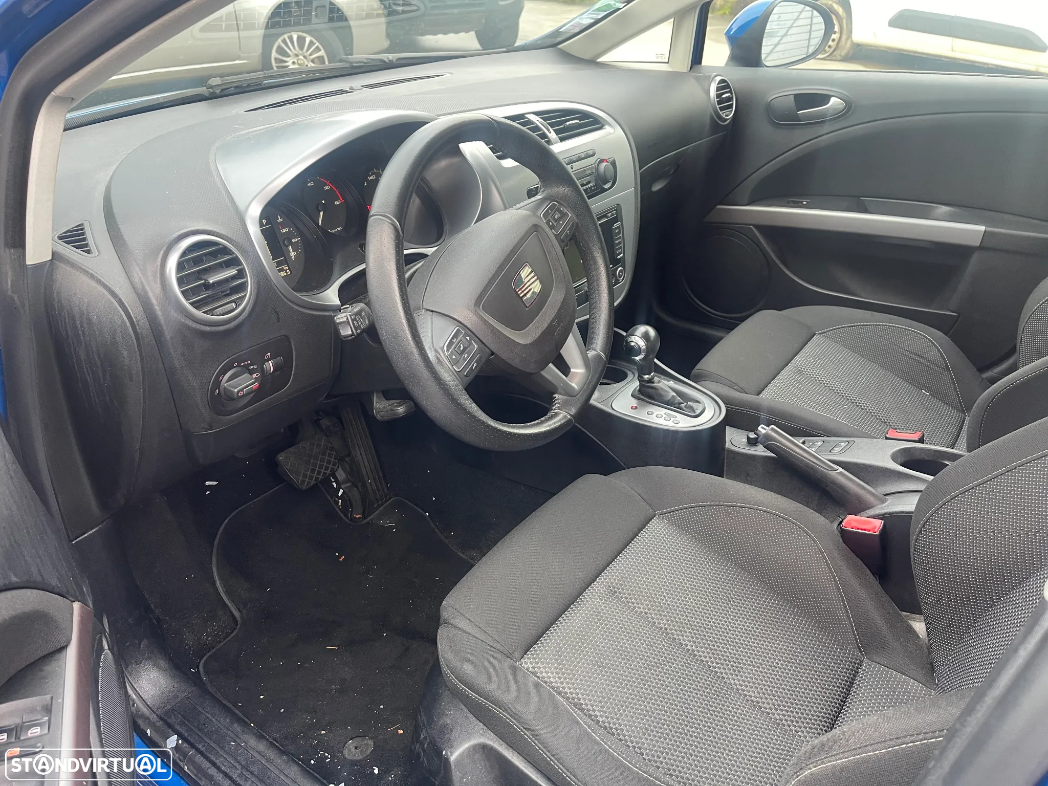 SEAT LEON 1.6 TDI SPORT CAIXA DSG 7 XENON 2012 PARA PEÇAS - 5