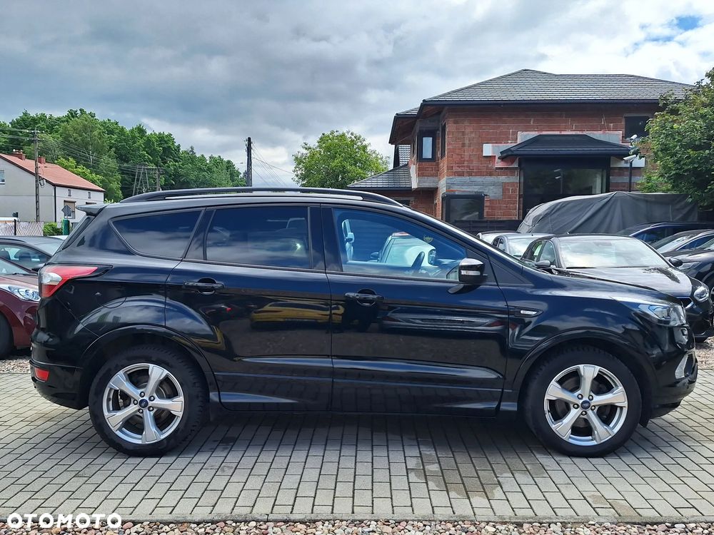 Ford Kuga 2.0 TDCi 4x4 ST-Line - 14