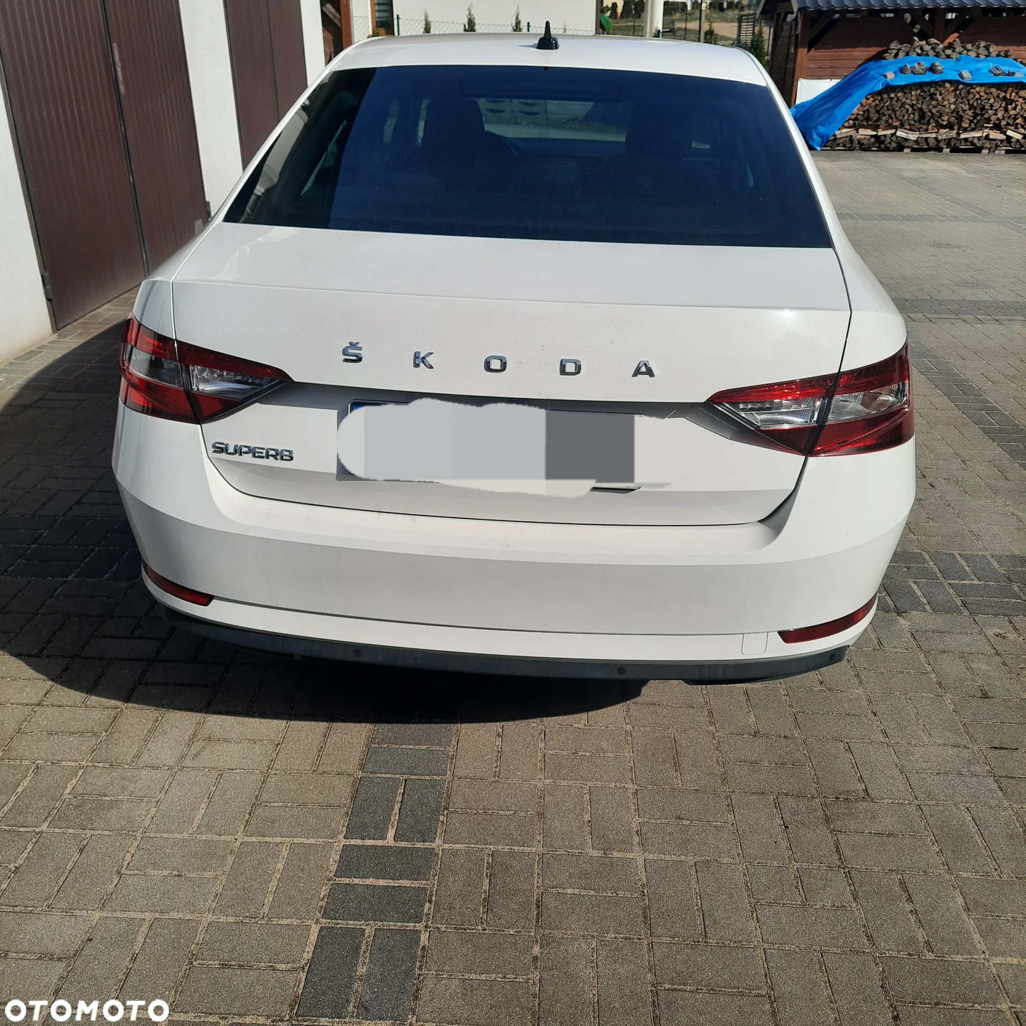 Skoda Superb 2.0 TDI DSG Active - 3