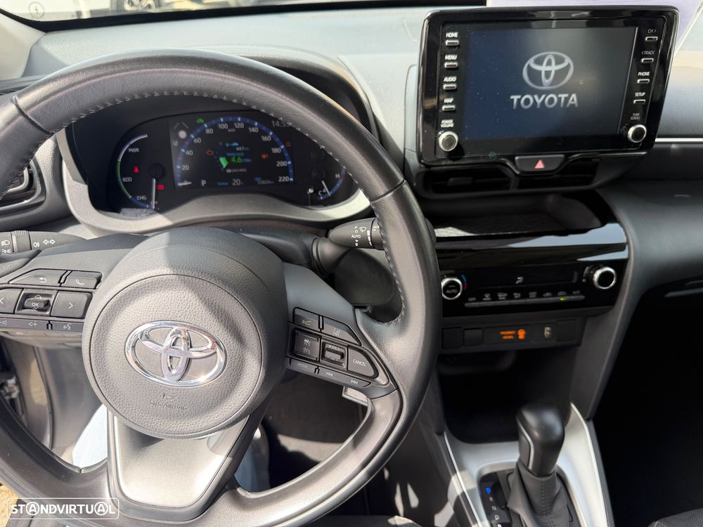 Toyota Yaris Cross 1.5 HDF Comfort Plus AWD - 13