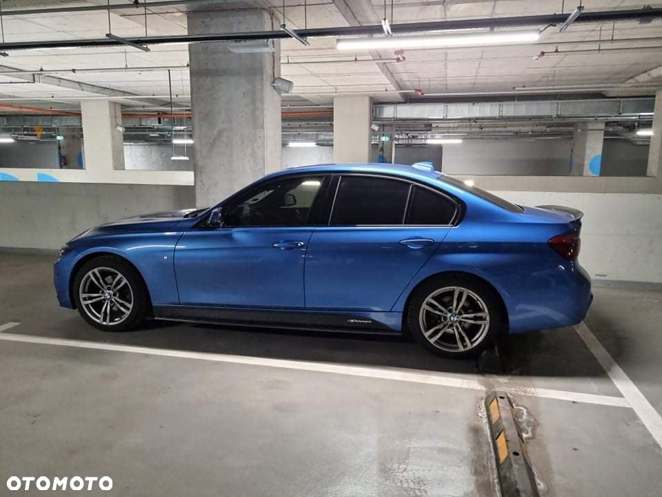 BMW Seria 3 320d xDrive - 5