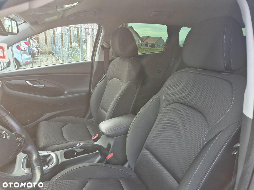 Hyundai i30 1.4 T-GDI Passion Plus - 19