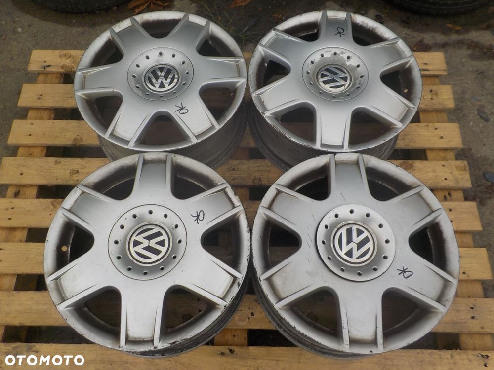 VW GOLF IV BORA NEW BEETLE FELGI ALUMINIOWE R16 5x100 - 1