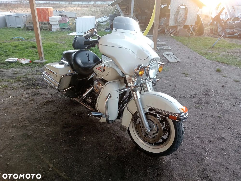 Harley-Davidson FLHT Electra Glide Standard - 28