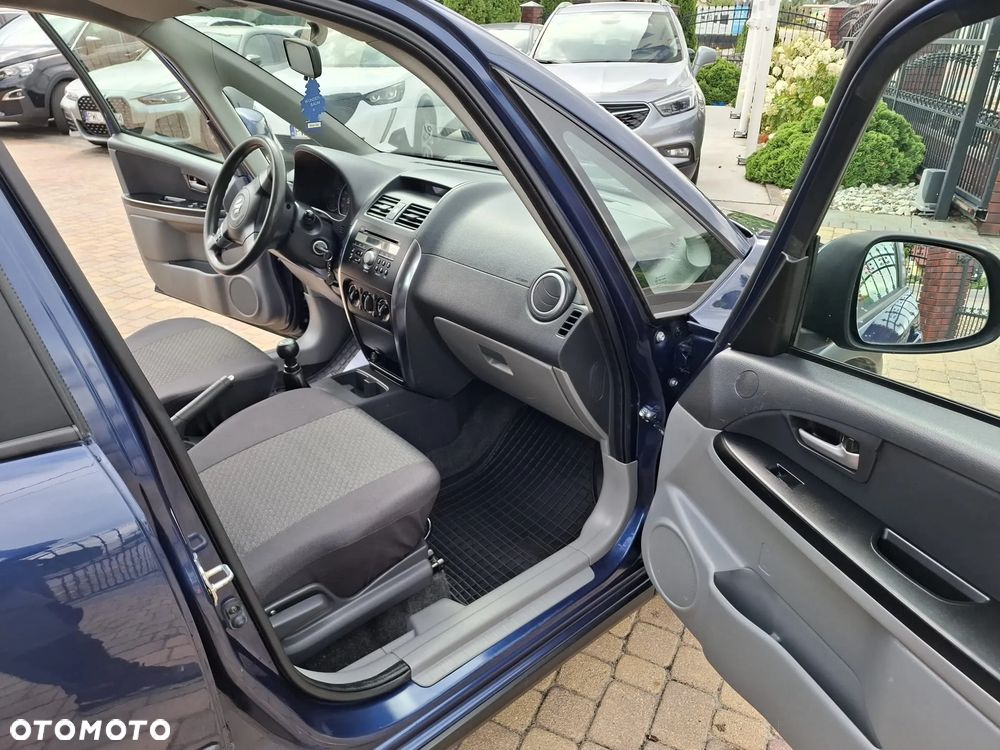 Suzuki SX4 1.6 GLX / Comfort - 14