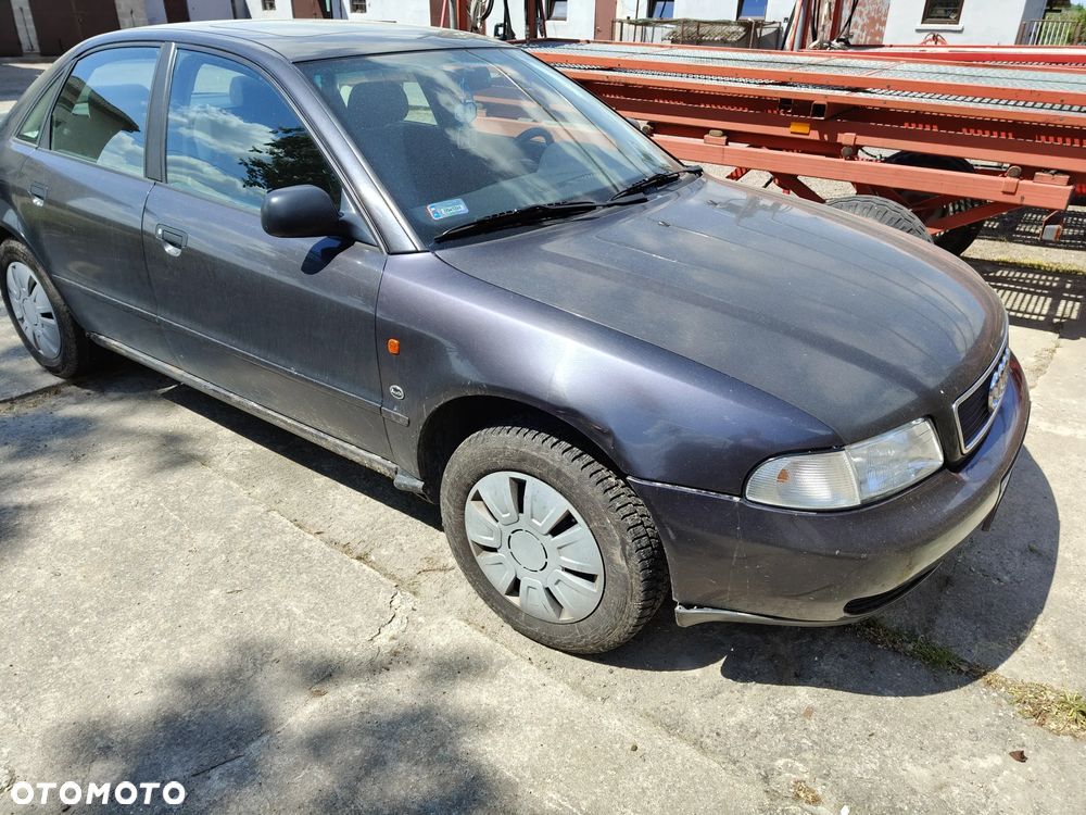 Audi A4 Limousine 1.8 - 3