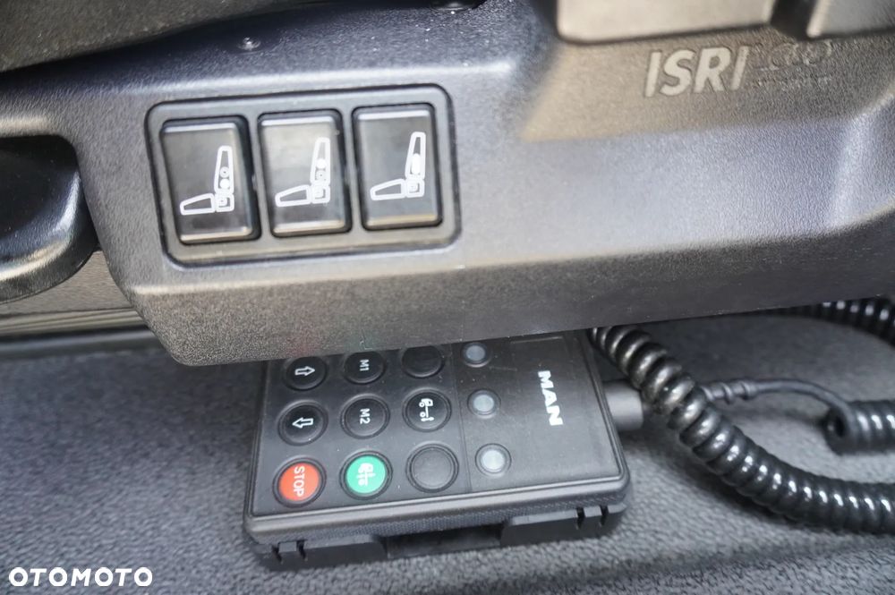 MAN TGS 35.420 8x2 / Rama 6,4 m / 3 osie skrętne - 21