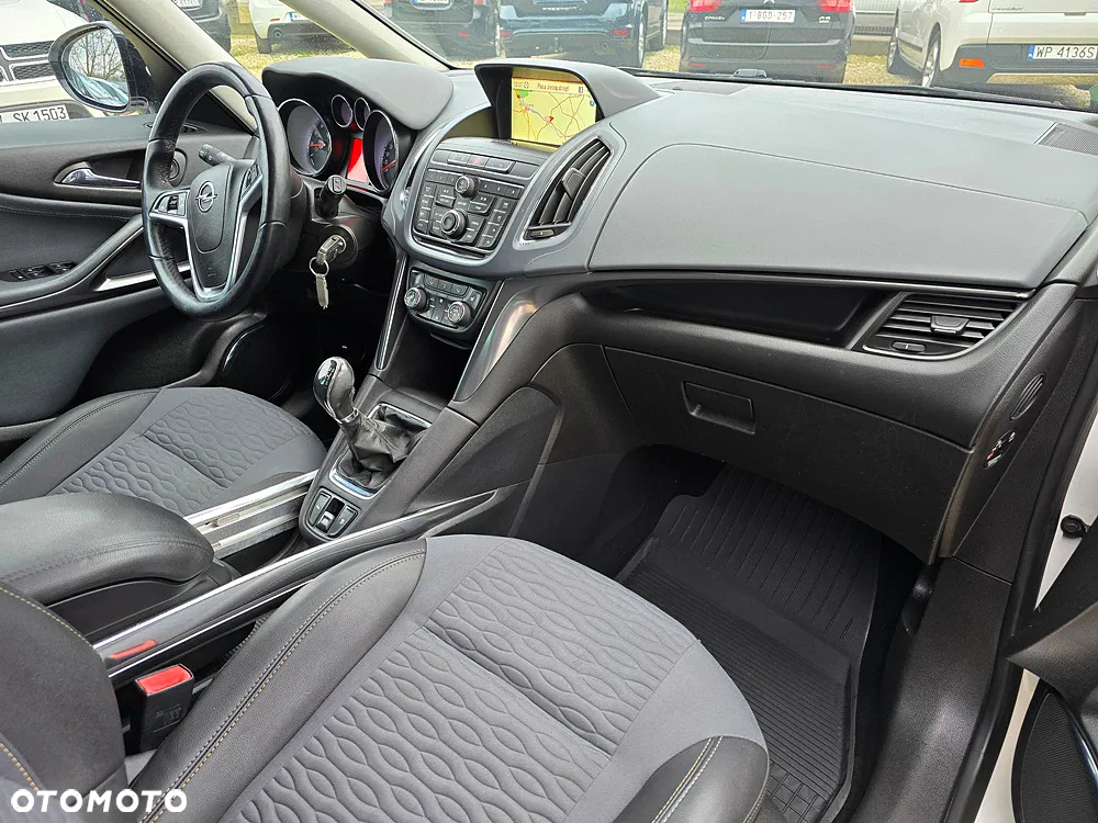 Opel Zafira 1.4 T Cosmo - 27