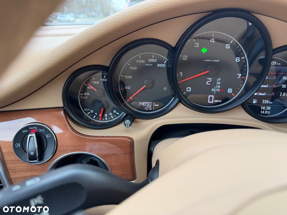 Porsche Panamera 4 - 14