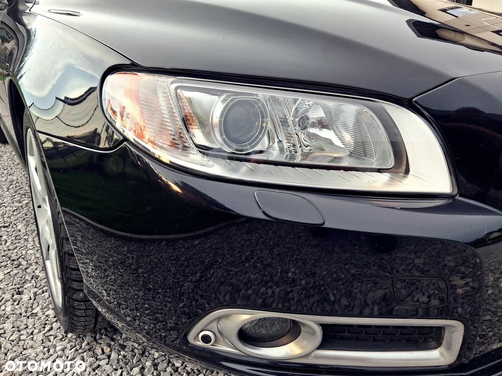 Volvo V70 2.0T Powershift RDesign - 16